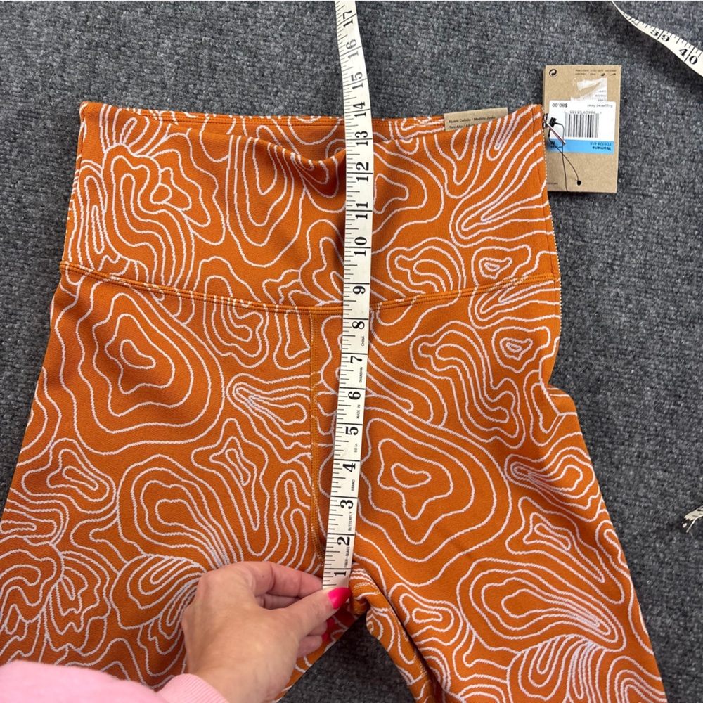 NIKE Women’s Orange Move to Zero *NWT* High Rise Full Length Leggings sz: Medium - Picture 6 of 13